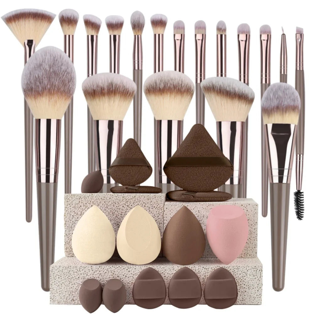Premium Makeup Brush Set – Soft Fluffy Cosmetic Brushes for Flawless Makeup