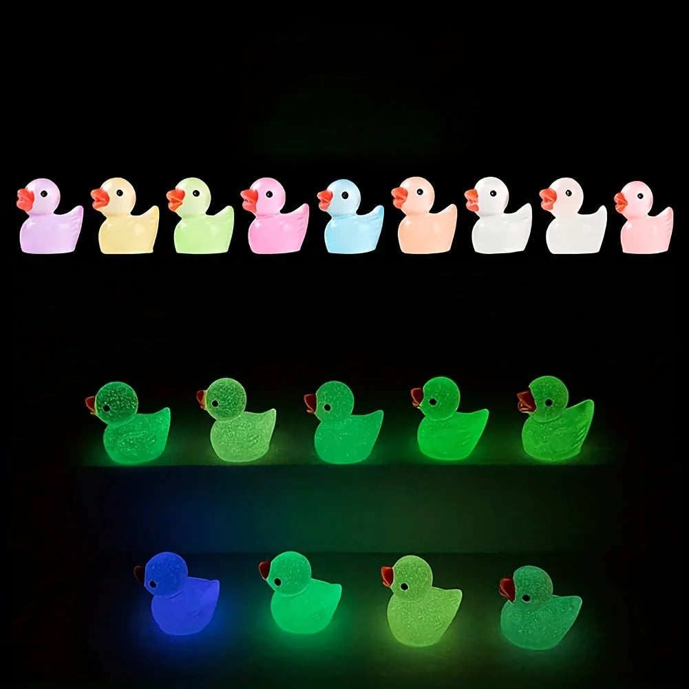 30/60/100PCS Glow-in-the-Dark Mini Duck Figurines – Luminous Fairy Garden Micro Landscape Decorations