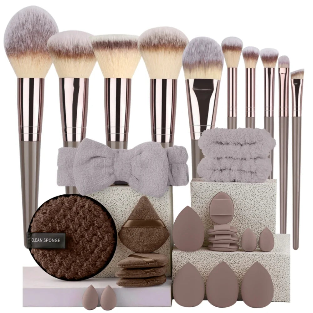 Premium Makeup Brush Set – Soft Fluffy Cosmetic Brushes for Flawless Makeup