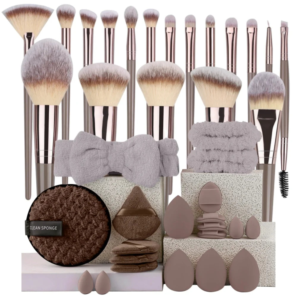 Premium Makeup Brush Set – Soft Fluffy Cosmetic Brushes for Flawless Makeup